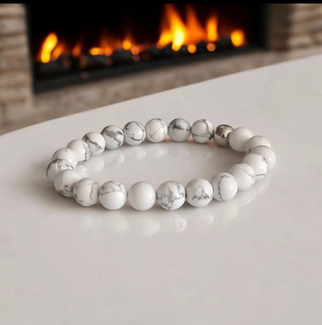 Howlite. Pierres Naturelles. Bracelet fait à la main. Cadeaux. Bijoux. Lithothérapie.