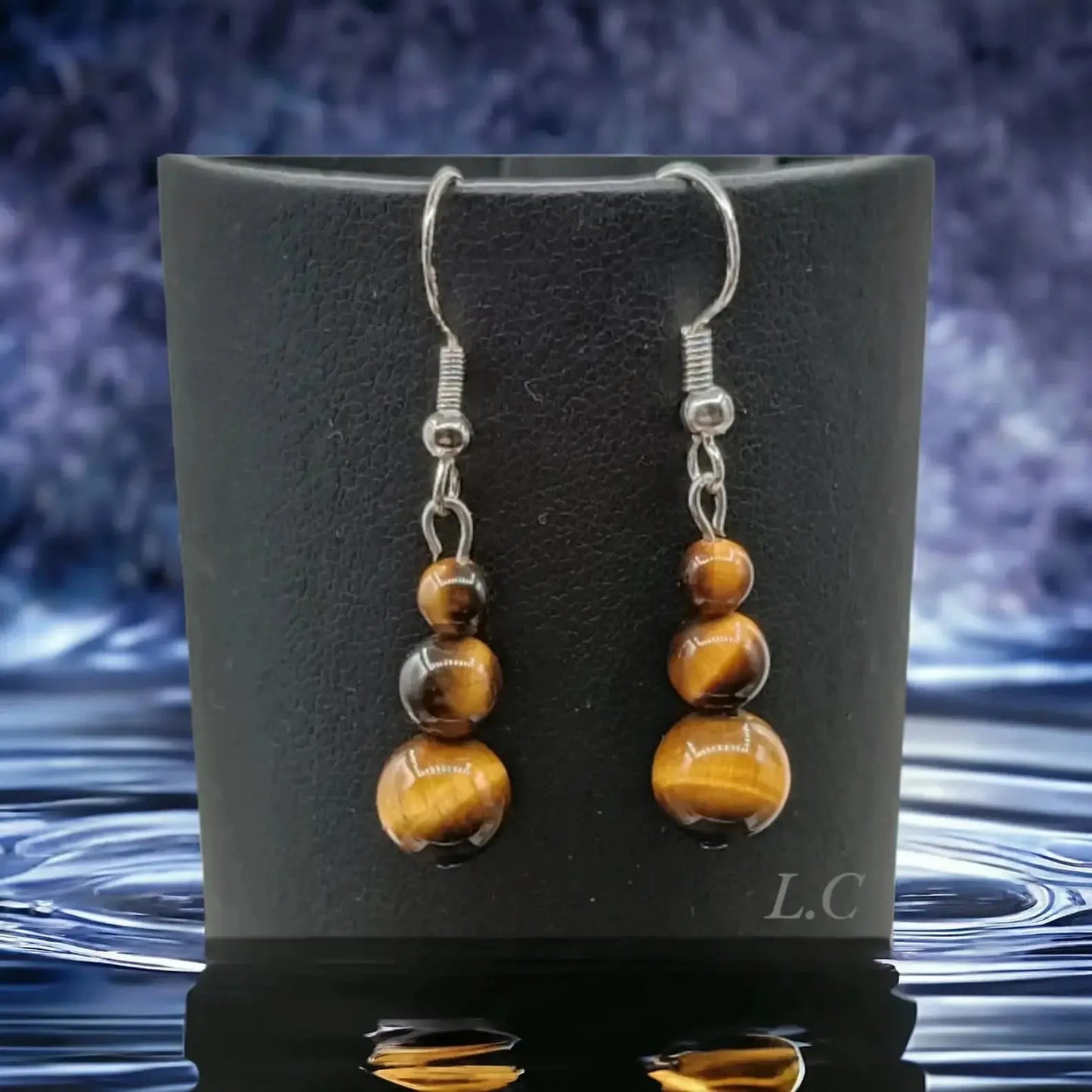 Boucles d'oreilles en pierres naturelles , oeil de tigre. fait main