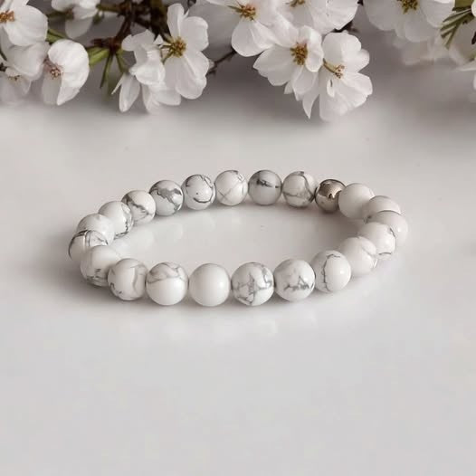Howlite. Pierres Naturelles. Bracelet fait à la main. Cadeaux. Bijoux. Lithothérapie.