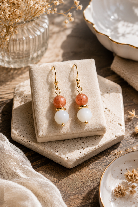 Boucles d’oreilles Pierre de Soleil & Agate Blanche – Acier inoxydable doré