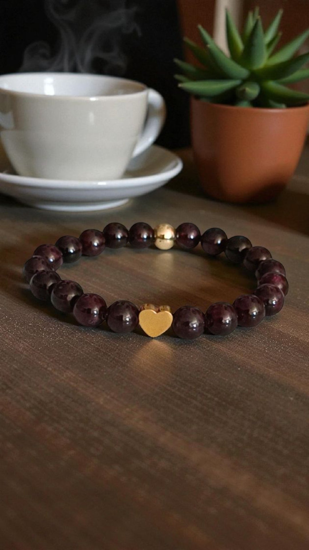 Bracelet Grenat – Passion et Vitalité