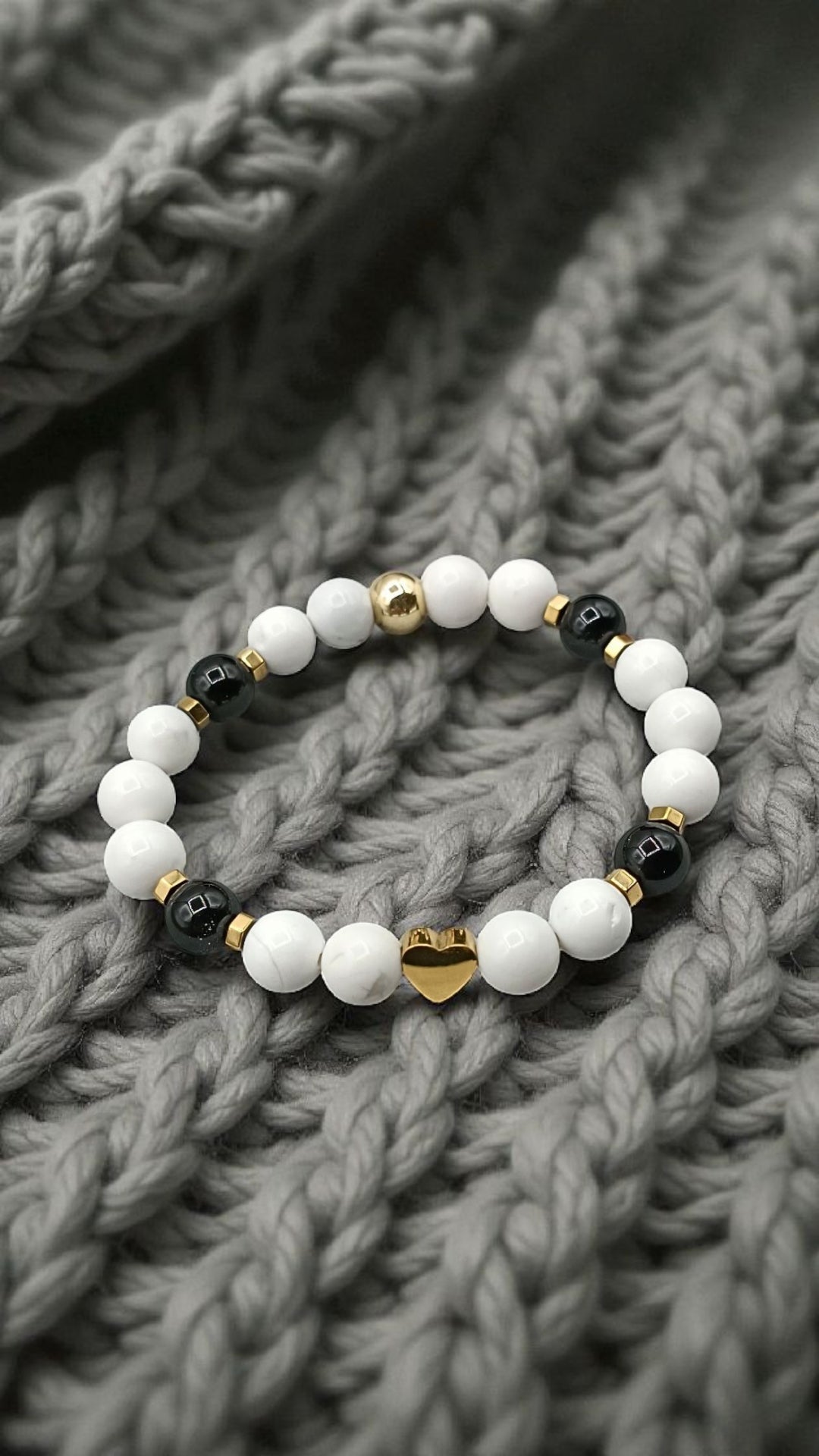 Bracelet en Howlite & Agate Noire – Harmonie & Protection