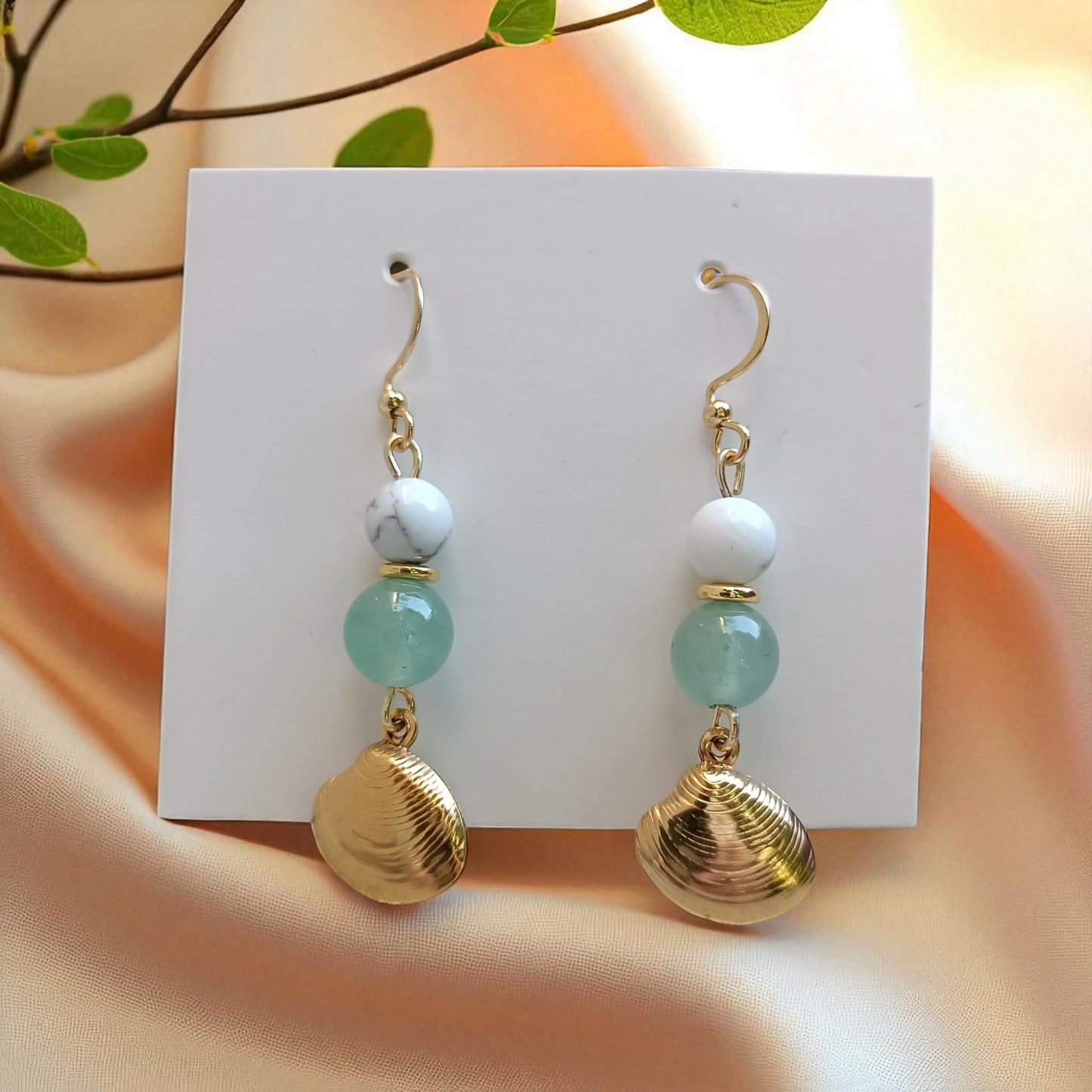 Boucles d’oreilles Howlite & Aventurine – Douceur & Harmonie naturelle